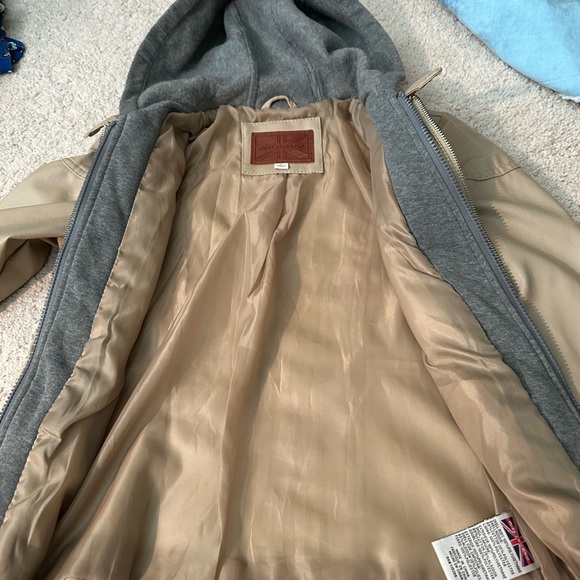 ❄️ Miss London tan Small faux leather jacket quilted shoulder - Picture 5 of 16